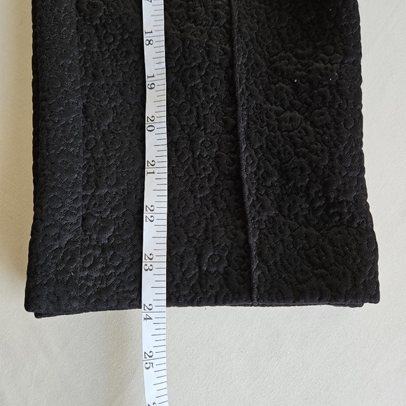 Michael Kors Elegant Black Textured Women's Pants. Size Large - Picture 5 of 9